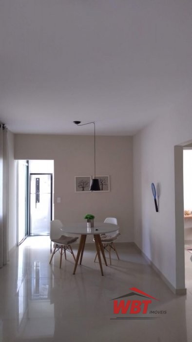 CASA EM ITAPEMA, COM 03 DORMIT�RIOS, AREA COMERCIA