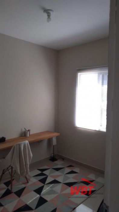 CASA EM ITAPEMA, COM 03 DORMIT�RIOS, AREA COMERCIA