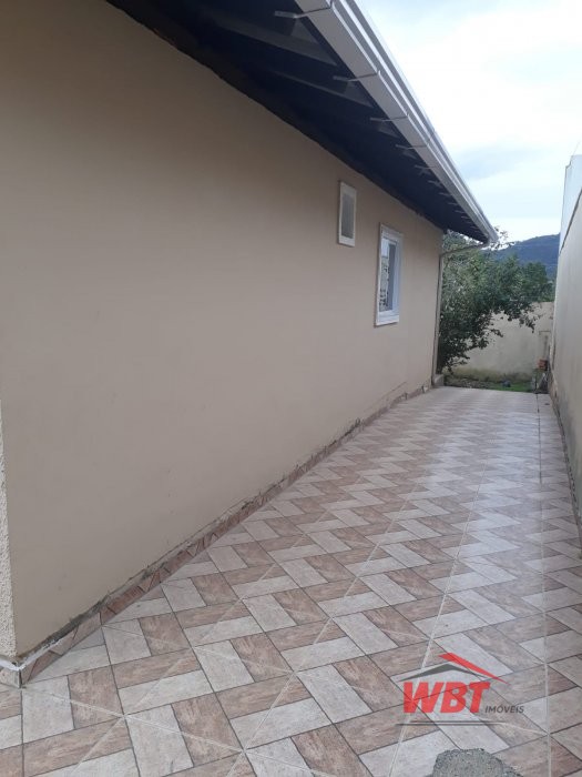 CASA COM 03 DORMIT�RIOS, BAIRRO ALTO S. BENTO!