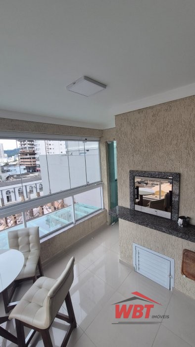 APTO EM ITAPEMA, COM 02 SUITES, CLOUSET, MOBILIADO