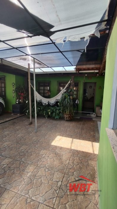 CASA COM 03 DORMIT�RIOS, MOBILIADA, CENTRO DO MORR