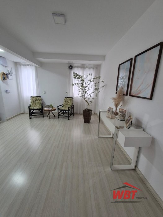 SOBRADO COM 04 SUITES, MOBILIADO, ACEITA FINANCIAM