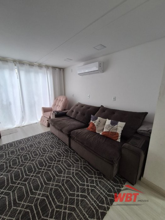 SOBRADO COM 04 SUITES, MOBILIADO, ACEITA FINANCIAM