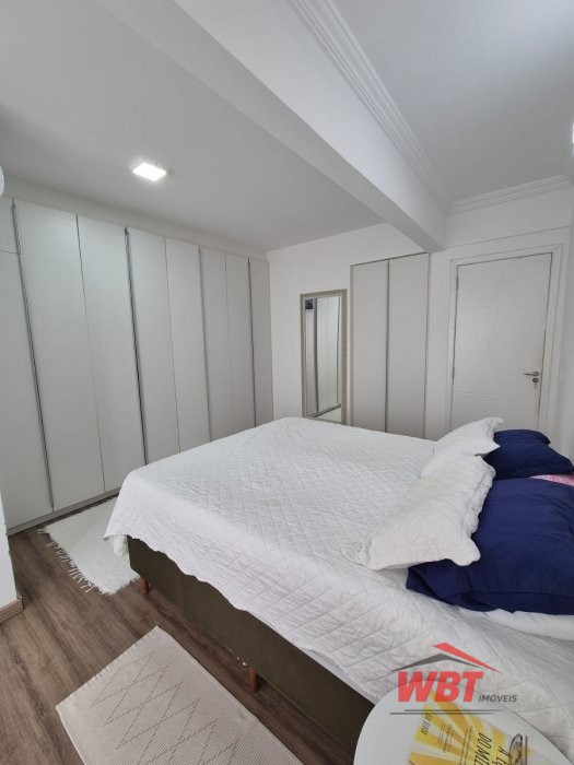 SOBRADO COM 04 SUITES, MOBILIADO, ACEITA FINANCIAM