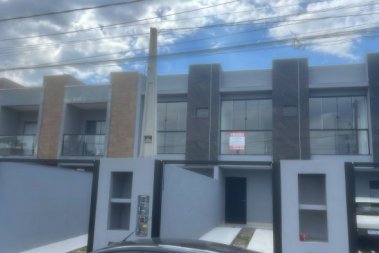 SOBRADOS EM ITAPEMA COM 03 DORMS, PRONTO!!! Morret