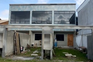 SOBRADOS COM 02 SUITES, MEDINDO 135M� 02 VAGAS