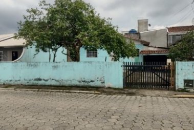 TERRENO, COM RUA CAL�ADA, MEDINDO 304m�!